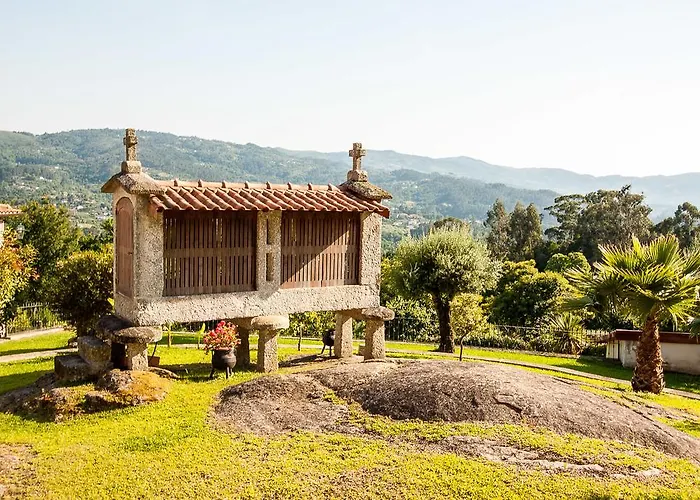 Quinta Da Toural 度假居 *
